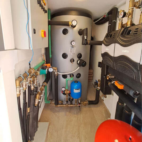 FLOOR-HEATING-&-DOMESTIC-HOT-WATER-SB258.22-4